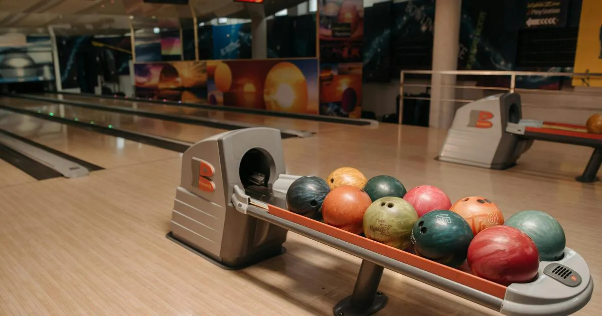 Bowling Alley Cleaning Ottawa: Lane Care & Hygiene